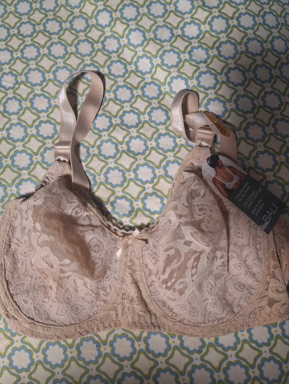 NWT Bali Beige Lace Full-Coverage Support Bra 34DD